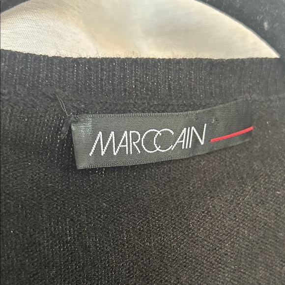 Marc Cain Black Cardigan Sweater / Cashmere and Silk blend - Picture 2 of 7